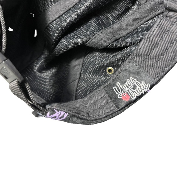 Yours Truly 5-panel hat from Dimepiece LA - Picture 6 of 7